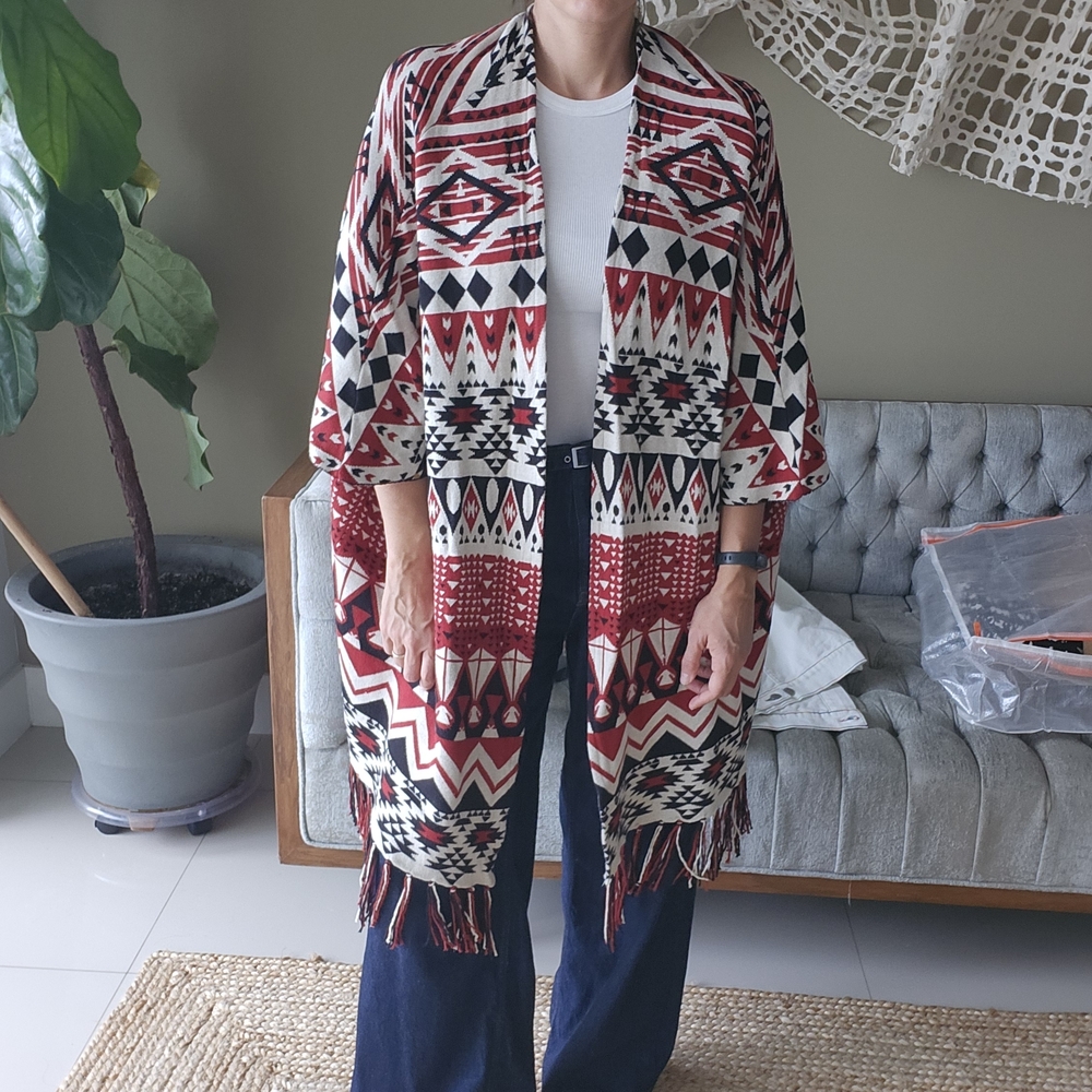 H&M Red and Black Geometric Women's Cape